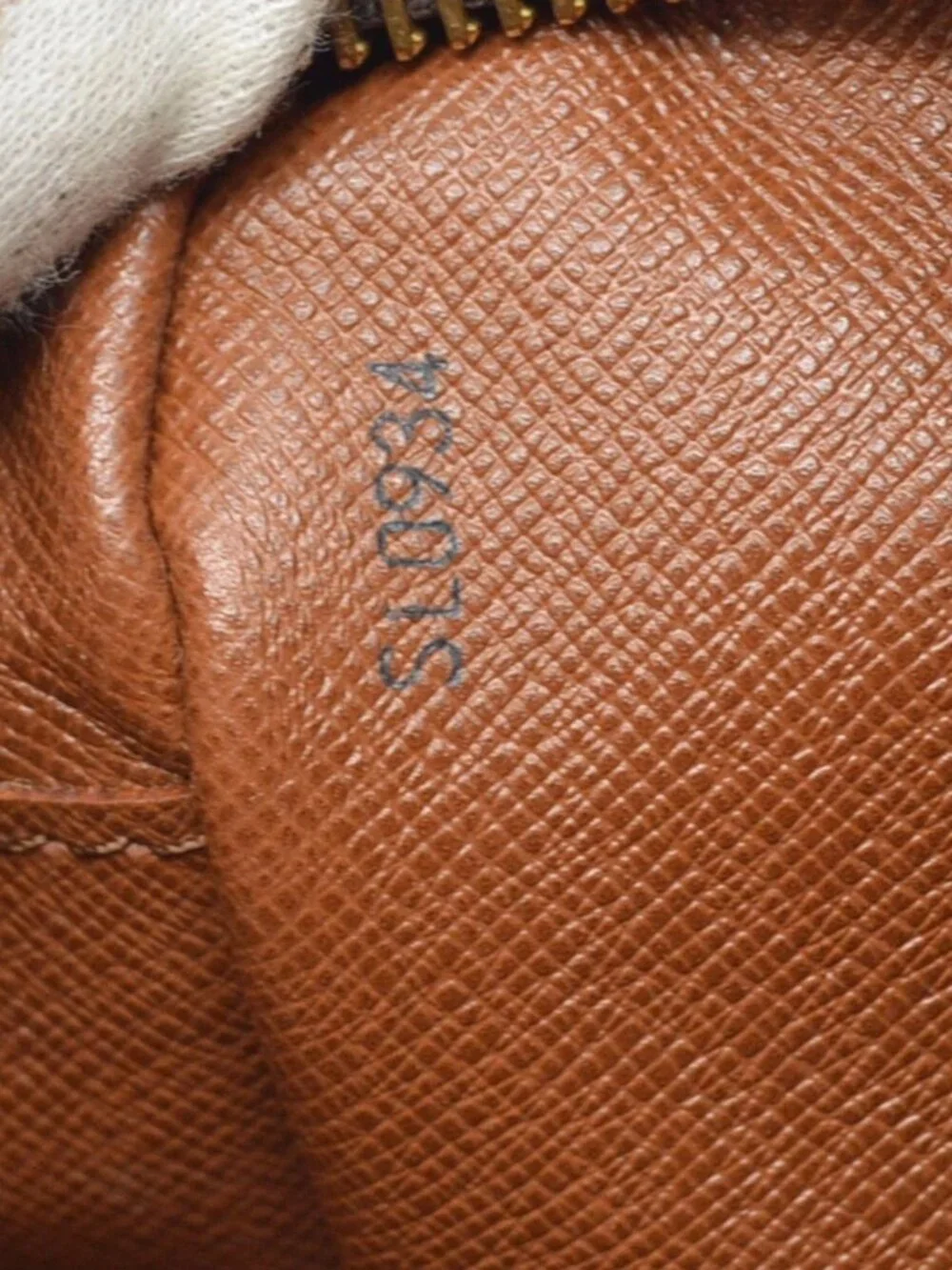 LOUIS VUITTON COMPIEGNE 23 CLUCTH BAG MONOGRAM